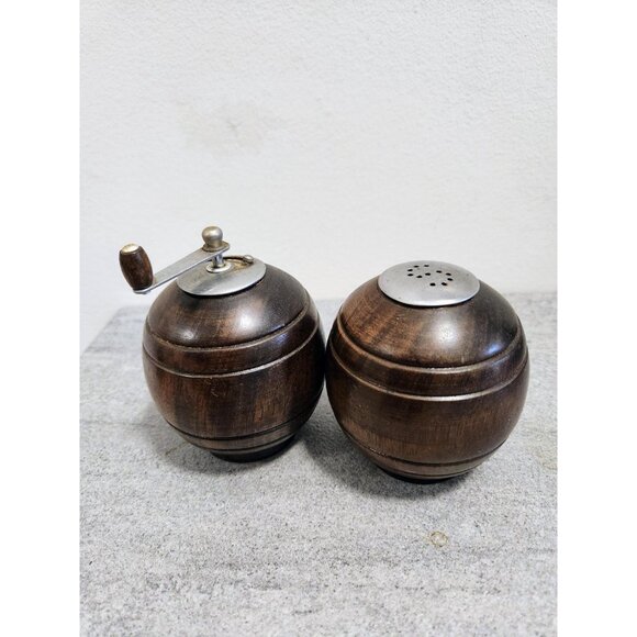 Wood Salt Pepper Round Vintage Pepper Mill Salt Shaker Zen Table Setting MCM - Picture 7 of 10